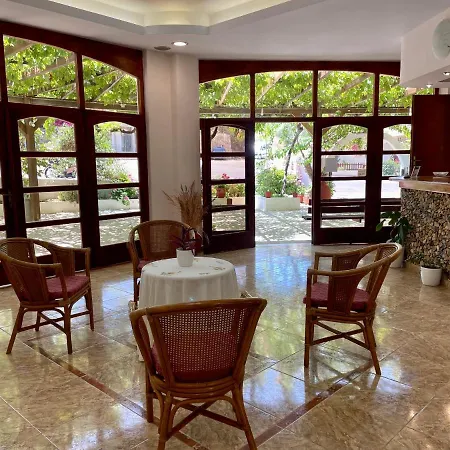Lefka Hotel 2*